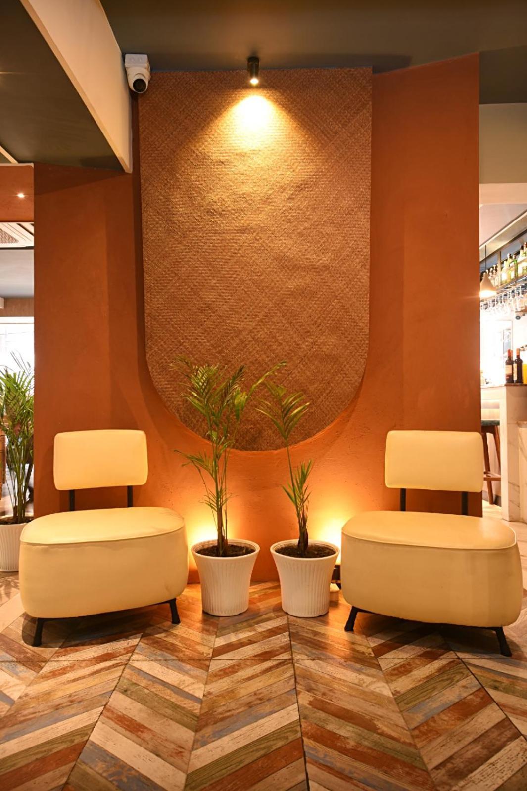 Daali Hotel & Apartment Катманду Екстер'єр фото