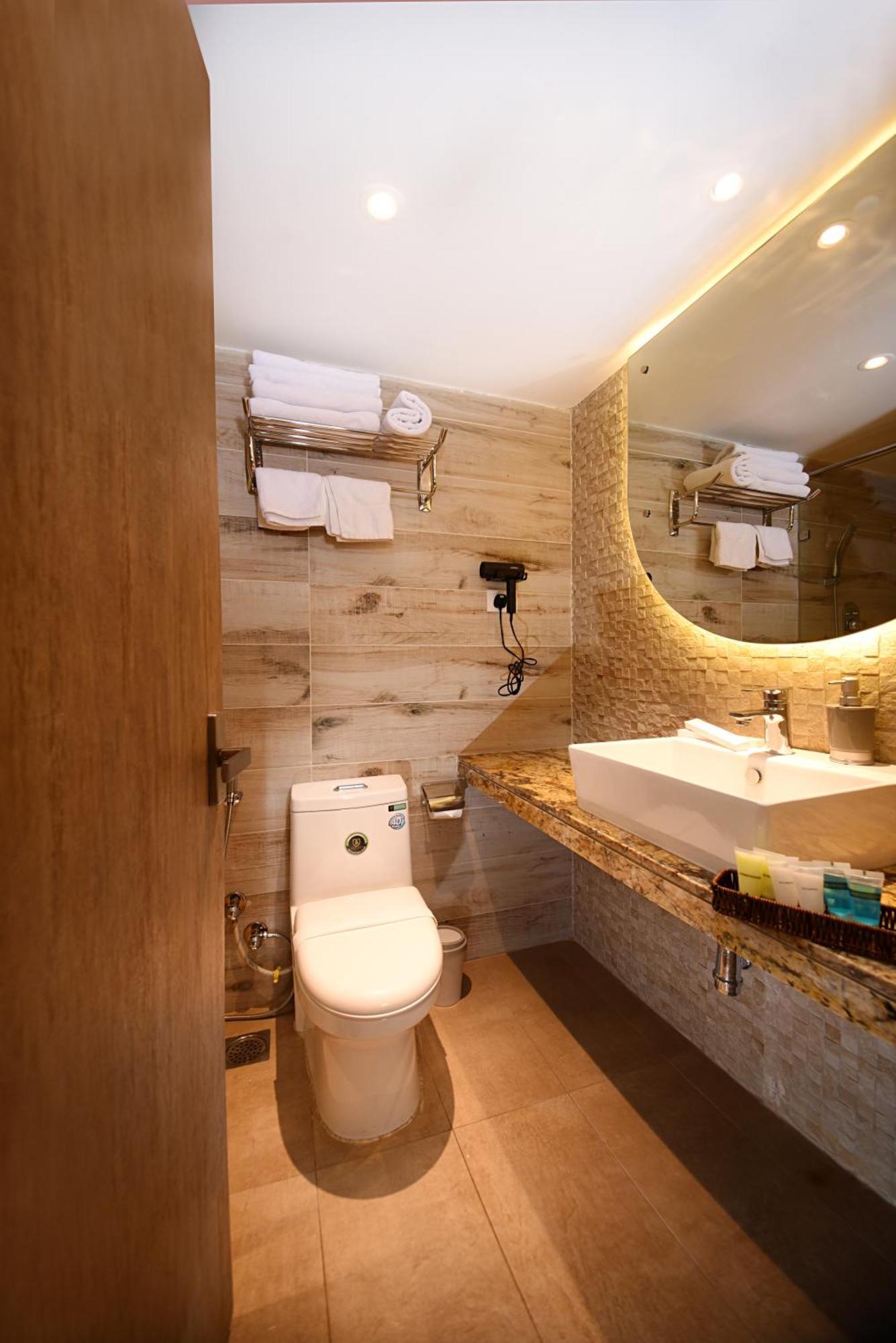 Daali Hotel & Apartment Катманду Екстер'єр фото