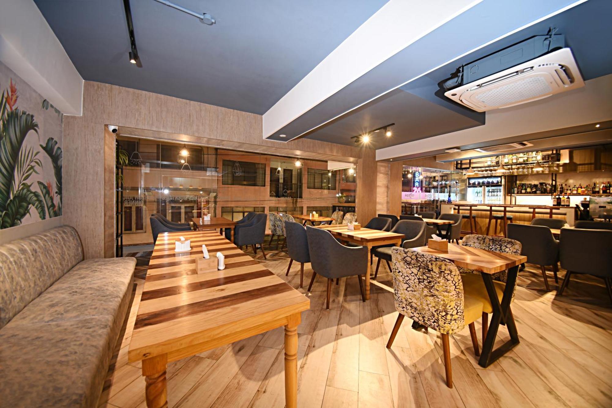 Daali Hotel & Apartment Катманду Екстер'єр фото