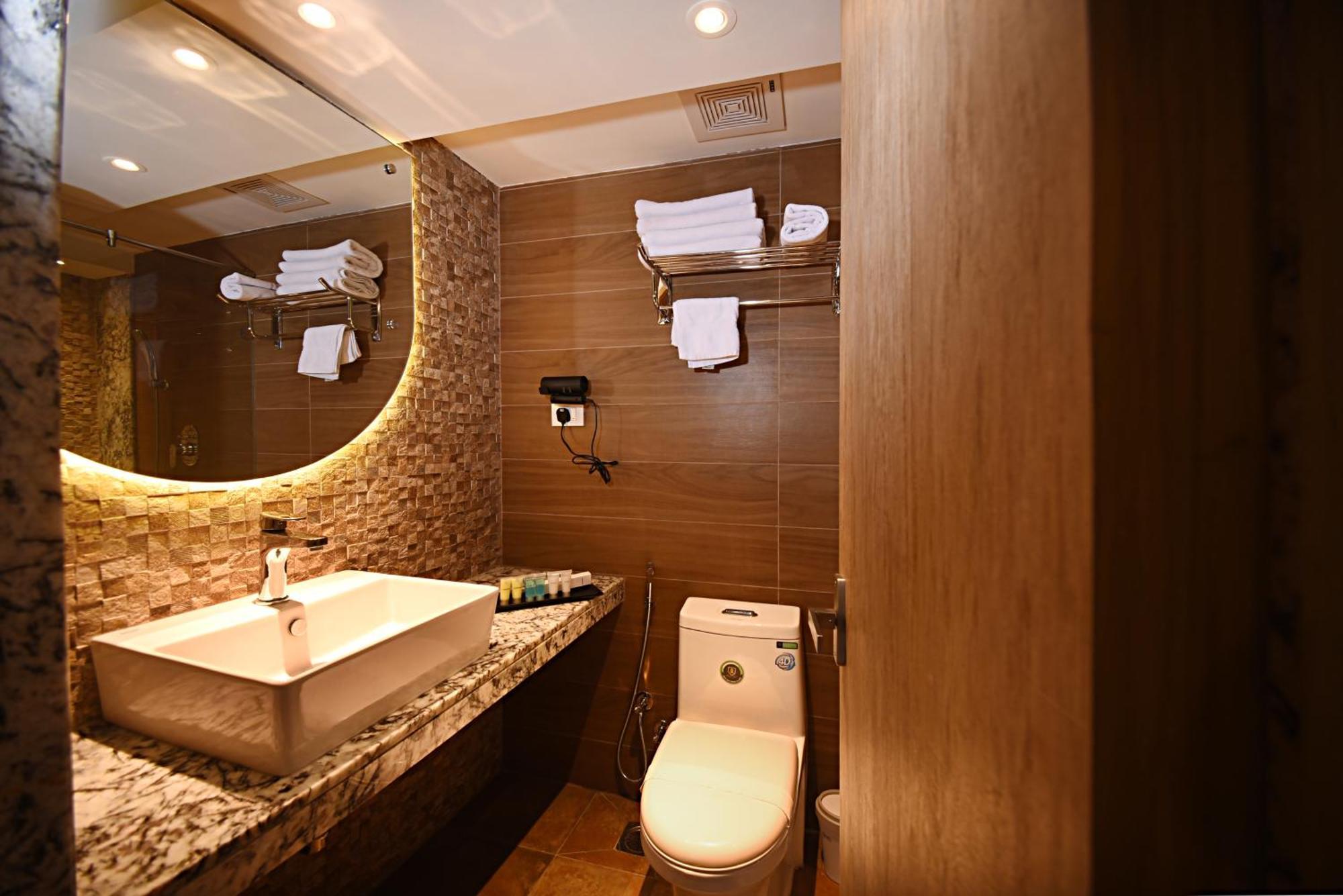 Daali Hotel & Apartment Катманду Екстер'єр фото